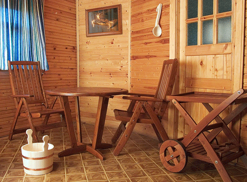 Оригинальная деревянная мебель