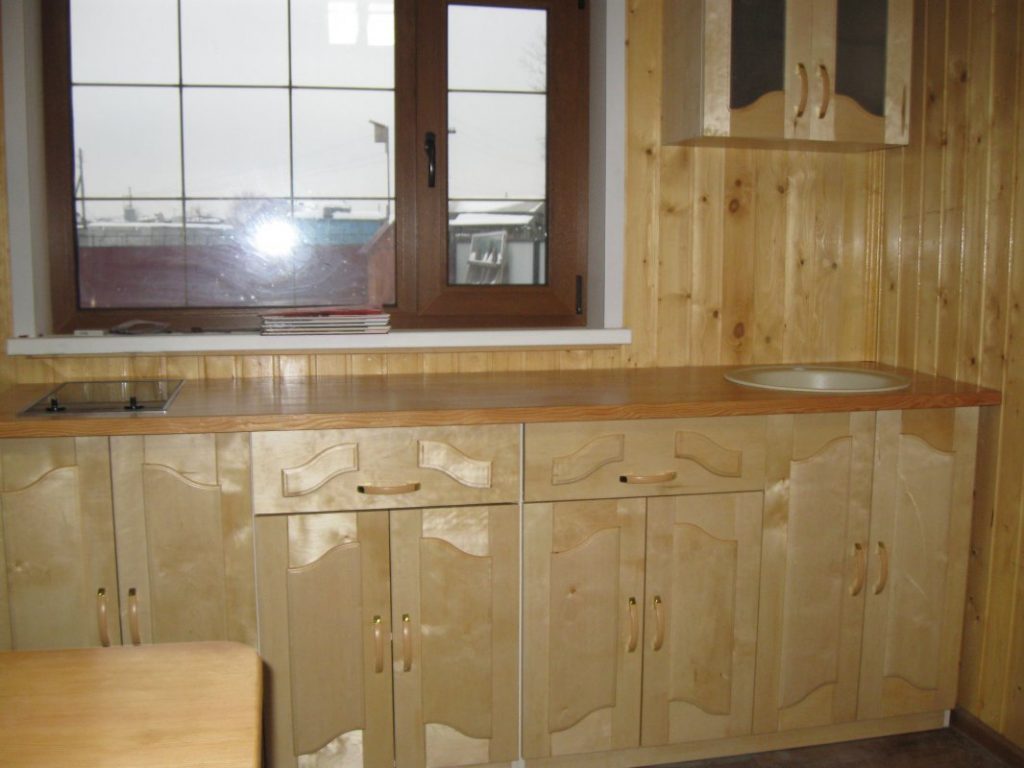 Кухонная мебель из березы