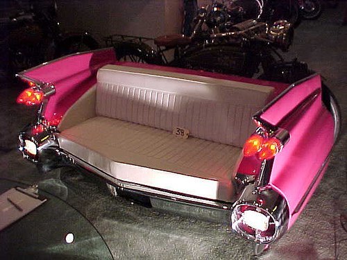 Мебель из розового авто
