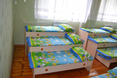 Кровати и кроватки для детского сада