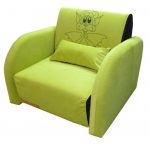 Зеленое кресло-кровать для ребенка