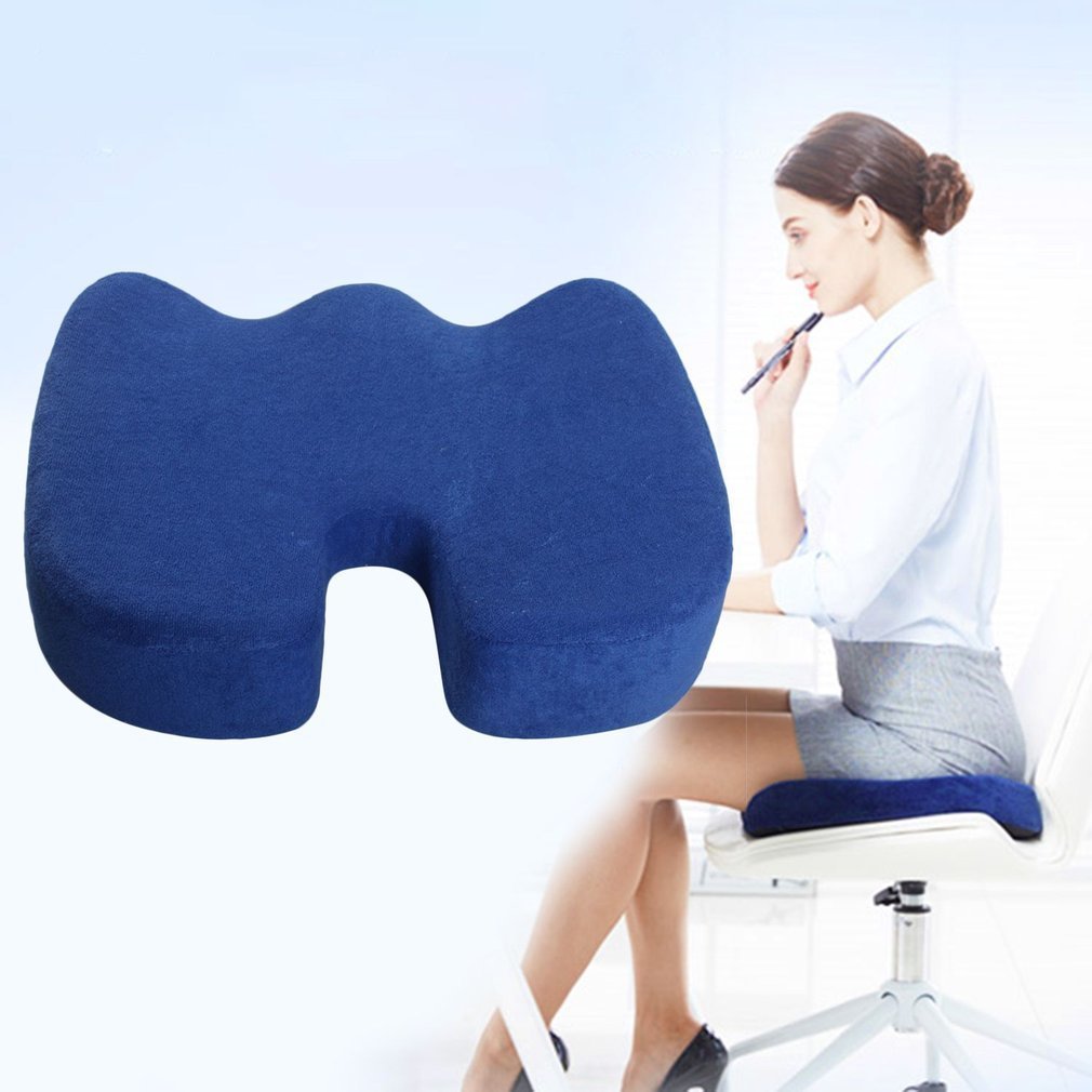 Как правильно использовать ортопедическую подушку на стуле?