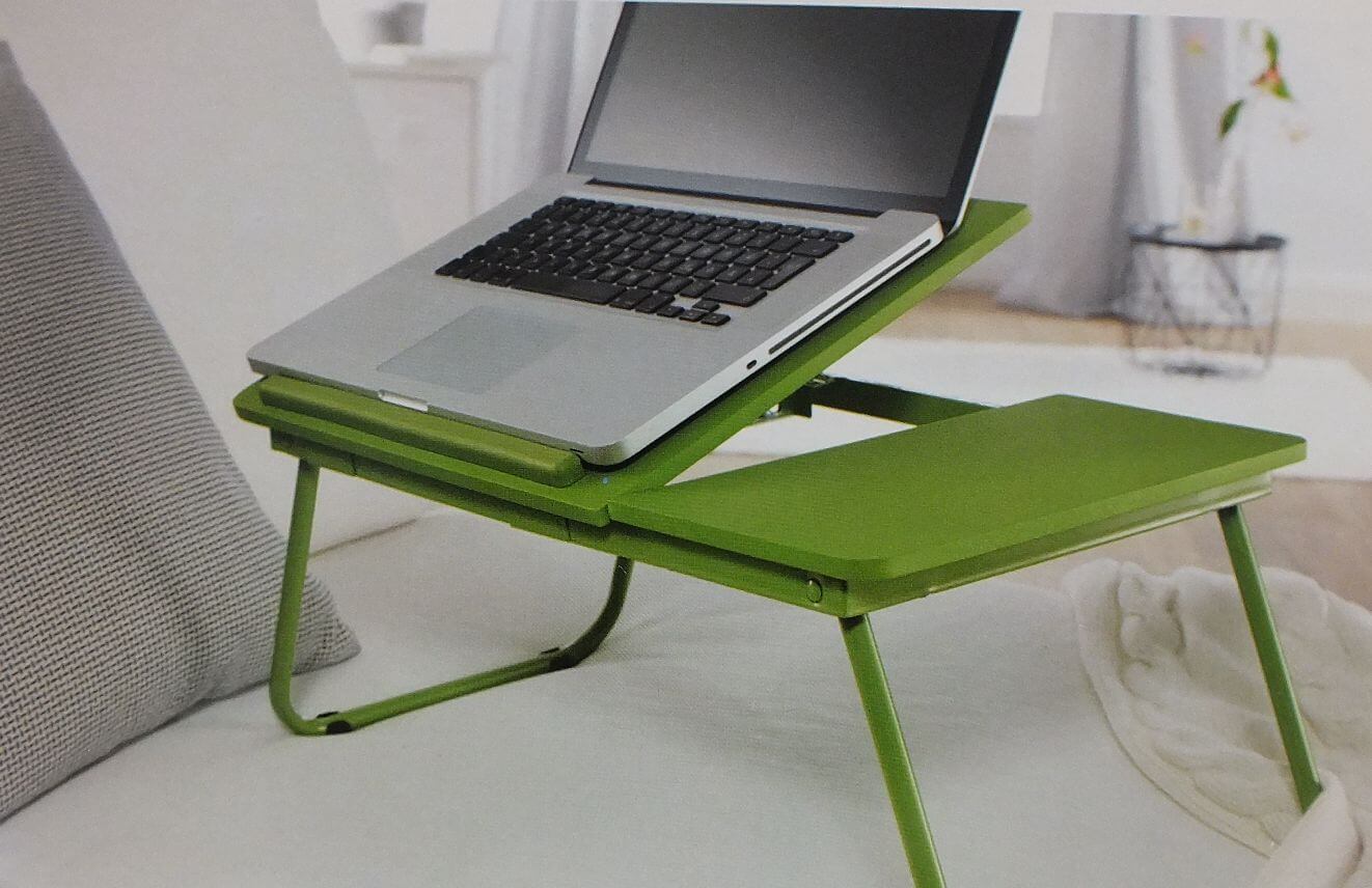 Столик для ноутбука в интерьере