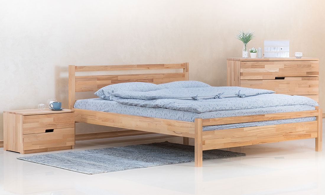 Какой купить прикроватный столик для деревянной кровати